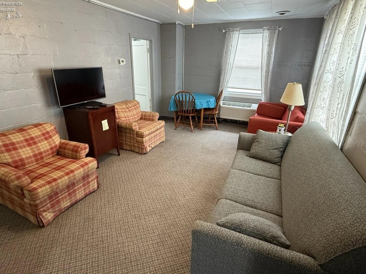 242 Worthy Street, Marblehead, 43440, 4 Bedrooms Bedrooms, ,2 BathroomsBathrooms,Residential,For Sale,Worthy,20262013