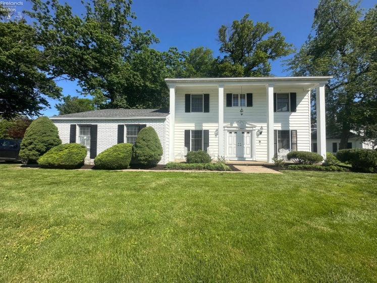 1011 Dockway, Huron, 44839, 3 Bedrooms Bedrooms, ,3 BathroomsBathrooms,Residential,For Sale,Dockway,20262001