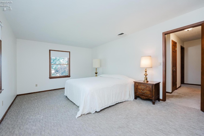 1011 Dockway, Huron, 44839, 3 Bedrooms Bedrooms, ,3 BathroomsBathrooms,Residential,For Sale,Dockway,20262001