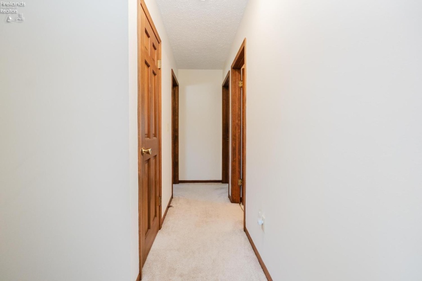 1011 Dockway, Huron, 44839, 3 Bedrooms Bedrooms, ,3 BathroomsBathrooms,Residential,For Sale,Dockway,20262001