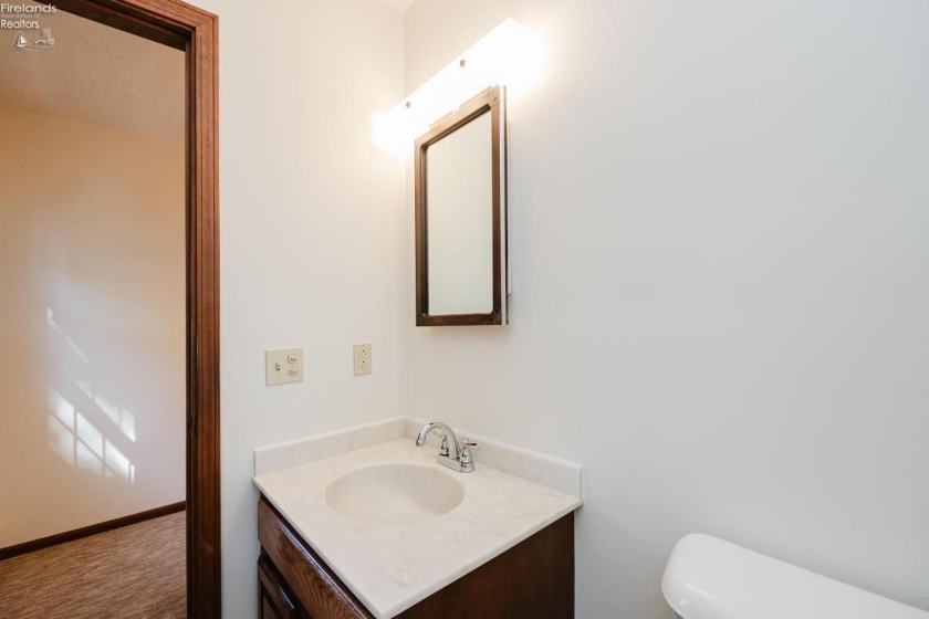 1011 Dockway, Huron, 44839, 3 Bedrooms Bedrooms, ,3 BathroomsBathrooms,Residential,For Sale,Dockway,20262001