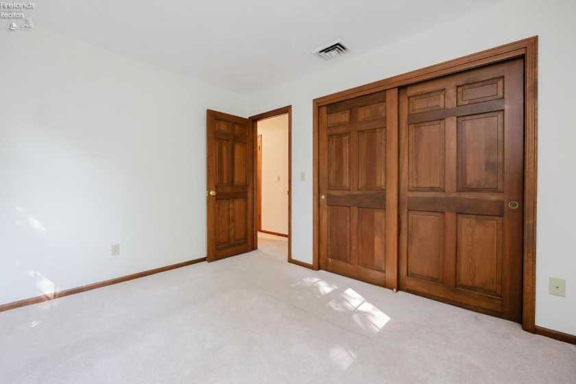 1011 Dockway, Huron, 44839, 3 Bedrooms Bedrooms, ,3 BathroomsBathrooms,Residential,For Sale,Dockway,20262001
