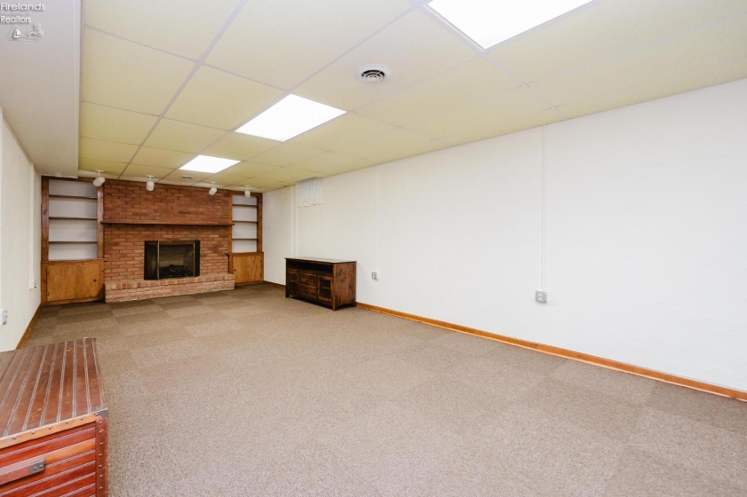 1011 Dockway, Huron, 44839, 3 Bedrooms Bedrooms, ,3 BathroomsBathrooms,Residential,For Sale,Dockway,20262001