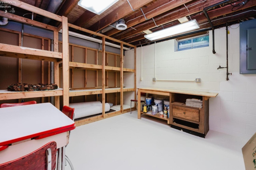 1011 Dockway, Huron, 44839, 3 Bedrooms Bedrooms, ,3 BathroomsBathrooms,Residential,For Sale,Dockway,20262001