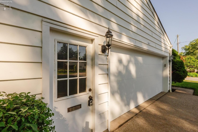 1011 Dockway, Huron, 44839, 3 Bedrooms Bedrooms, ,3 BathroomsBathrooms,Residential,For Sale,Dockway,20262001