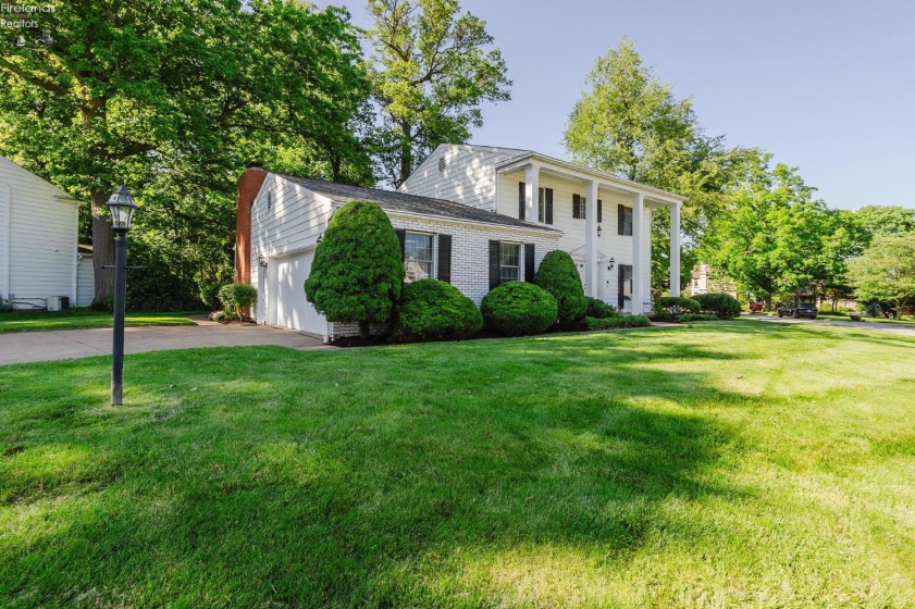 1011 Dockway, Huron, 44839, 3 Bedrooms Bedrooms, ,3 BathroomsBathrooms,Residential,For Sale,Dockway,20262001
