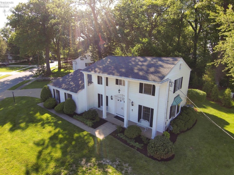 1011 Dockway, Huron, 44839, 3 Bedrooms Bedrooms, ,3 BathroomsBathrooms,Residential,For Sale,Dockway,20262001