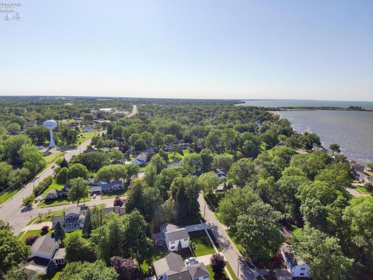 1011 Dockway, Huron, 44839, 3 Bedrooms Bedrooms, ,3 BathroomsBathrooms,Residential,For Sale,Dockway,20262001
