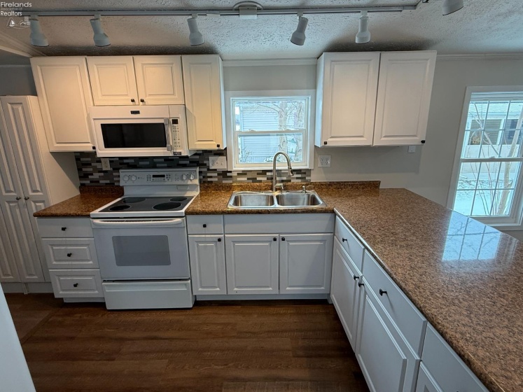 45 Bass Circle, Marblehead, 43440, 3 Bedrooms Bedrooms, ,2 BathroomsBathrooms,Residential,For Sale,Bass Circle,20262014