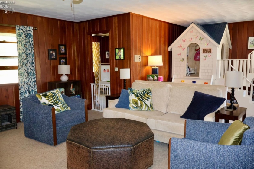 171 Main Street, Milan, 44846, 5 Bedrooms Bedrooms, ,3 BathroomsBathrooms,Residential,For Sale,Main,20261864