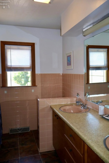 171 Main Street, Milan, 44846, 5 Bedrooms Bedrooms, ,3 BathroomsBathrooms,Residential,For Sale,Main,20261864