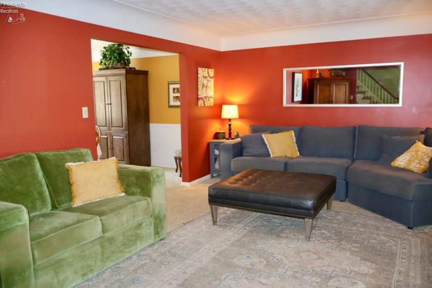 171 Main Street, Milan, 44846, 5 Bedrooms Bedrooms, ,3 BathroomsBathrooms,Residential,For Sale,Main,20261864