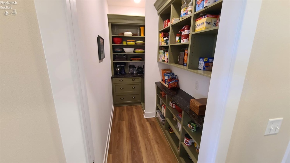 1290 Hartshorn Road, Marblehead, 43440, 3 Bedrooms Bedrooms, ,2 BathroomsBathrooms,Residential,For Sale,Hartshorn,20261962