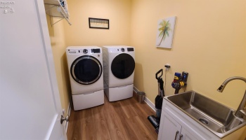 1290 Hartshorn Road, Marblehead, 43440, 3 Bedrooms Bedrooms, ,2 BathroomsBathrooms,Residential,For Sale,Hartshorn,20261962