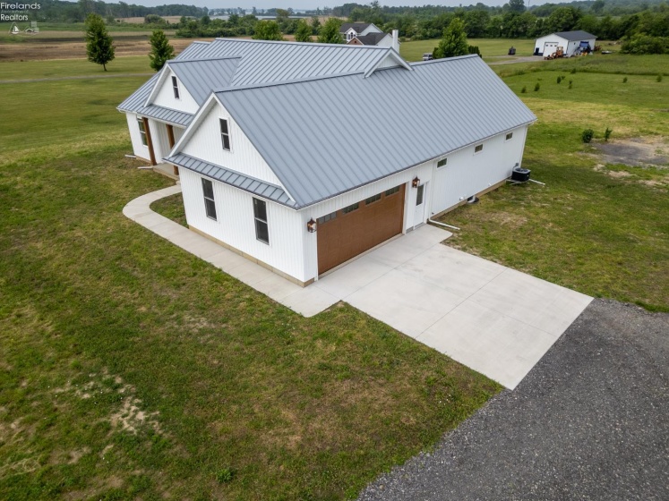 1290 Hartshorn Road, Marblehead, 43440, 3 Bedrooms Bedrooms, ,2 BathroomsBathrooms,Residential,For Sale,Hartshorn,20261962