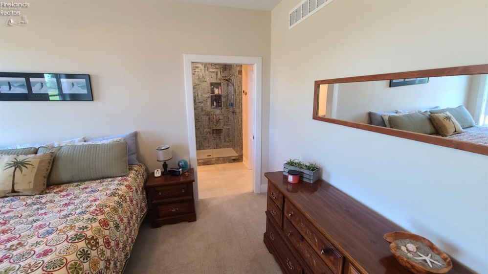1290 Hartshorn Road, Marblehead, 43440, 3 Bedrooms Bedrooms, ,2 BathroomsBathrooms,Residential,For Sale,Hartshorn,20261962