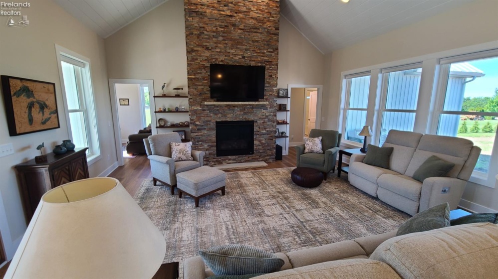 1290 Hartshorn Road, Marblehead, 43440, 3 Bedrooms Bedrooms, ,2 BathroomsBathrooms,Residential,For Sale,Hartshorn,20261962