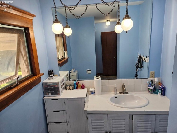 209 Greenwood Heights, Bellevue, 44811, 4 Bedrooms Bedrooms, ,2 BathroomsBathrooms,Residential,For Sale,Greenwood Heights,20262024
