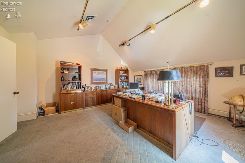 325 Stahl Road, Fremont, 43420, 6 Bedrooms Bedrooms, ,2 BathroomsBathrooms,Residential,For Sale,Stahl,20261866