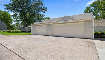 33161 Lake Road, Avon Lake, 44012, 3 Bedrooms Bedrooms, ,2 BathroomsBathrooms,Residential,For Sale,Lake,20261916 33161 Lake Road, Avon Lake, 44012, 3 Bedrooms Bedrooms, ,2 BathroomsBathrooms,Residential,For Sale,Lake,20261916