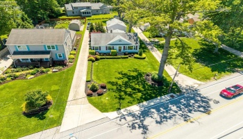 33161 Lake Road, Avon Lake, 44012, 3 Bedrooms Bedrooms, ,2 BathroomsBathrooms,Residential,For Sale,Lake,20261916 33161 Lake Road, Avon Lake, 44012, 3 Bedrooms Bedrooms, ,2 BathroomsBathrooms,Residential,For Sale,Lake,20261916