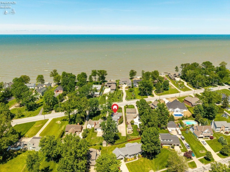 33161 Lake Road, Avon Lake, 44012, 3 Bedrooms Bedrooms, ,2 BathroomsBathrooms,Residential,For Sale,Lake,20261916