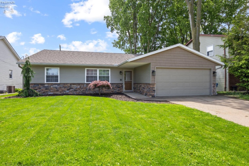 508 Pennsylvania Avenue, Sandusky, 44870, 3 Bedrooms Bedrooms, ,2 BathroomsBathrooms,Residential,For Sale,Pennsylvania,20261956