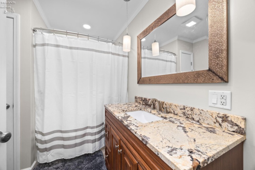 508 Pennsylvania Avenue, Sandusky, 44870, 3 Bedrooms Bedrooms, ,2 BathroomsBathrooms,Residential,For Sale,Pennsylvania,20261956