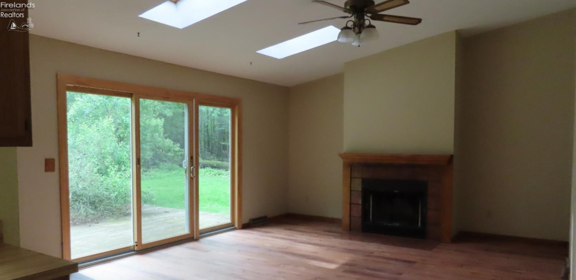 695 Morris Drive, Vermilion, 44089, 4 Bedrooms Bedrooms, ,2 BathroomsBathrooms,Residential,For Sale,Morris,20262028
