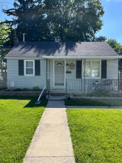 77 Kensington Avenue, Tiffin, 44883, 2 Bedrooms Bedrooms, ,2 BathroomsBathrooms,Residential,For Sale,Kensington,20262027