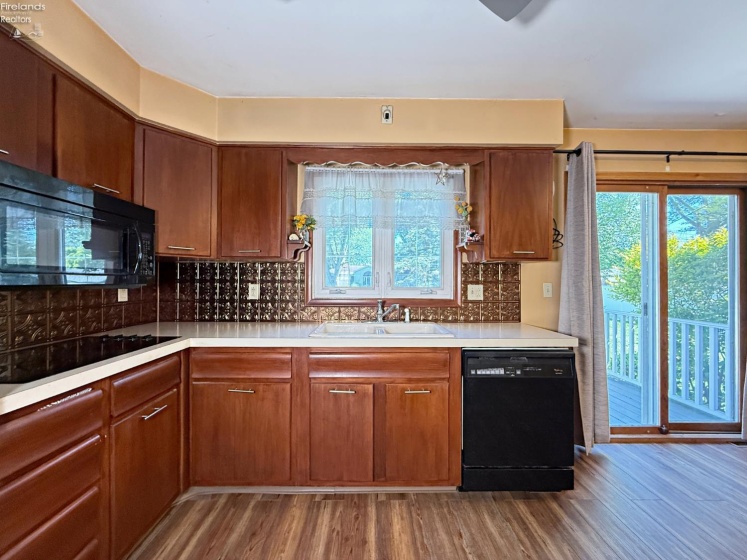 21 Parkview, Tiffin, 44883, 2 Bedrooms Bedrooms, ,1 BathroomBathrooms,Residential,For Sale,Parkview,20262019