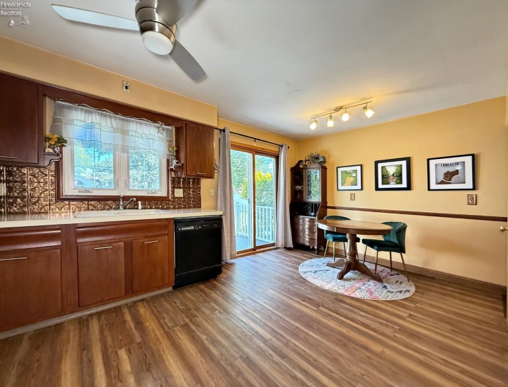 21 Parkview, Tiffin, 44883, 2 Bedrooms Bedrooms, ,1 BathroomBathrooms,Residential,For Sale,Parkview,20262019