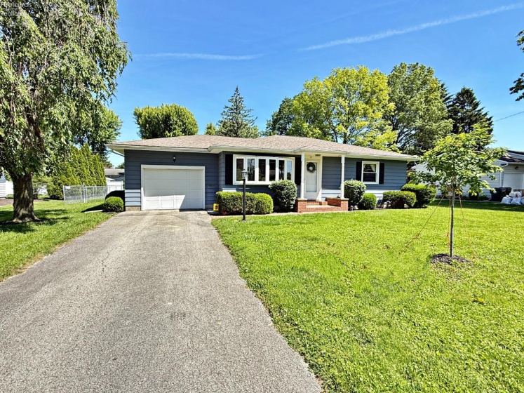 21 Parkview, Tiffin, 44883, 2 Bedrooms Bedrooms, ,1 BathroomBathrooms,Residential,For Sale,Parkview,20262019
