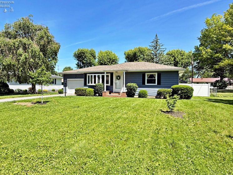 21 Parkview, Tiffin, 44883, 2 Bedrooms Bedrooms, ,1 BathroomBathrooms,Residential,For Sale,Parkview,20262019