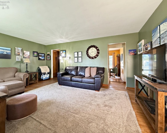 21 Parkview, Tiffin, 44883, 2 Bedrooms Bedrooms, ,1 BathroomBathrooms,Residential,For Sale,Parkview,20262019