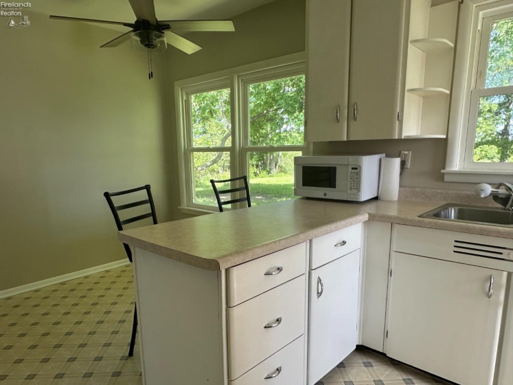 12261 SR 105, Oak Harbor, 43449, 2 Bedrooms Bedrooms, ,1 BathroomBathrooms,Residential,For Sale,SR 105,20261948