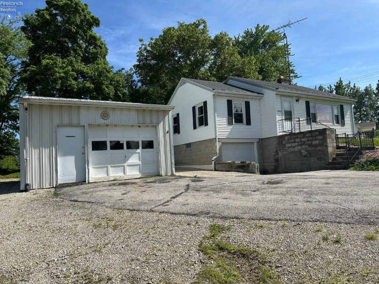 12261 SR 105, Oak Harbor, 43449, 2 Bedrooms Bedrooms, ,1 BathroomBathrooms,Residential,For Sale,SR 105,20261948