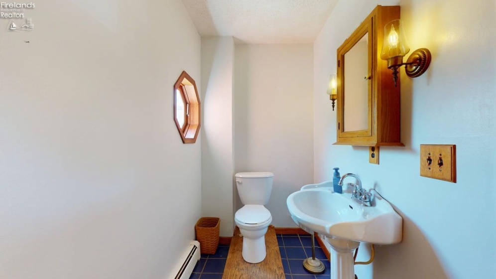 404 Woodbine Street, Willard, 44890, 3 Bedrooms Bedrooms, ,2 BathroomsBathrooms,Residential,For Sale,Woodbine,20262042