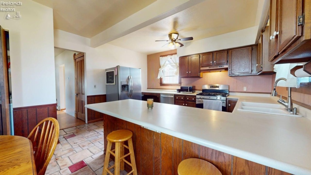 404 Woodbine Street, Willard, 44890, 3 Bedrooms Bedrooms, ,2 BathroomsBathrooms,Residential,For Sale,Woodbine,20262042