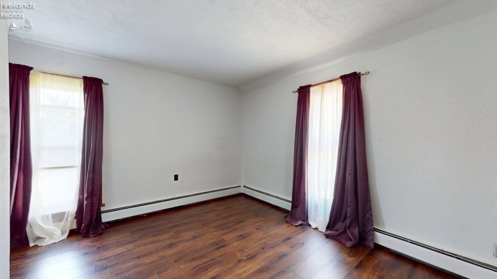 404 Woodbine Street, Willard, 44890, 3 Bedrooms Bedrooms, ,2 BathroomsBathrooms,Residential,For Sale,Woodbine,20262042