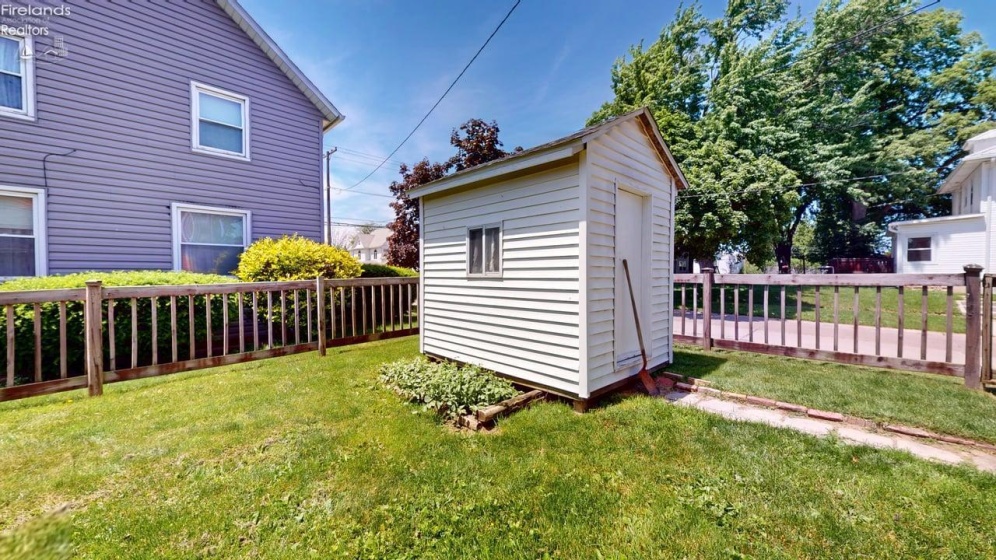 404 Woodbine Street, Willard, 44890, 3 Bedrooms Bedrooms, ,2 BathroomsBathrooms,Residential,For Sale,Woodbine,20262042