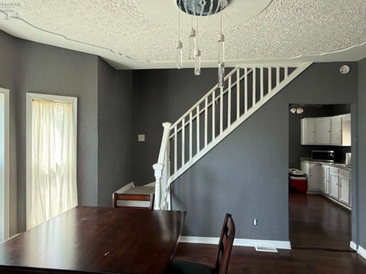 2 Andress Court, Lorain, 44052, 2 Bedrooms Bedrooms, ,2 BathroomsBathrooms,Residential,For Sale,Andress,20262038