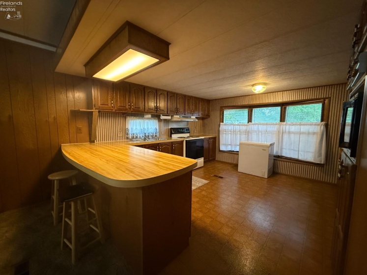 25 Bass Circle, Marblehead, 43440, 2 Bedrooms Bedrooms, ,1 BathroomBathrooms,Residential,For Sale,Bass,20262045