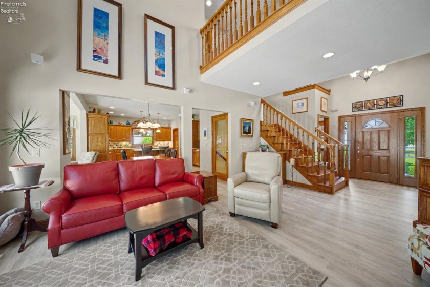 1042 Lost Lake Road, Port Clinton, 43452, 3 Bedrooms Bedrooms, ,4 BathroomsBathrooms,Residential,For Sale,Lost Lake,20261878