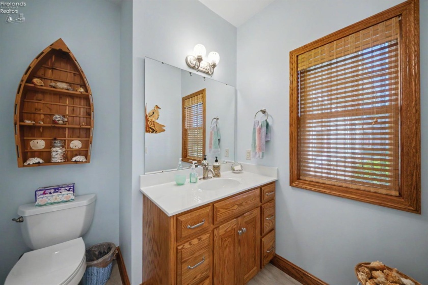 1042 Lost Lake Road, Port Clinton, 43452, 3 Bedrooms Bedrooms, ,4 BathroomsBathrooms,Residential,For Sale,Lost Lake,20261878