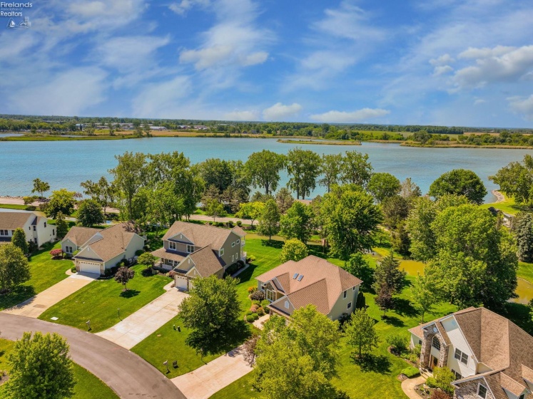 1042 Lost Lake Road, Port Clinton, 43452, 3 Bedrooms Bedrooms, ,4 BathroomsBathrooms,Residential,For Sale,Lost Lake,20261878