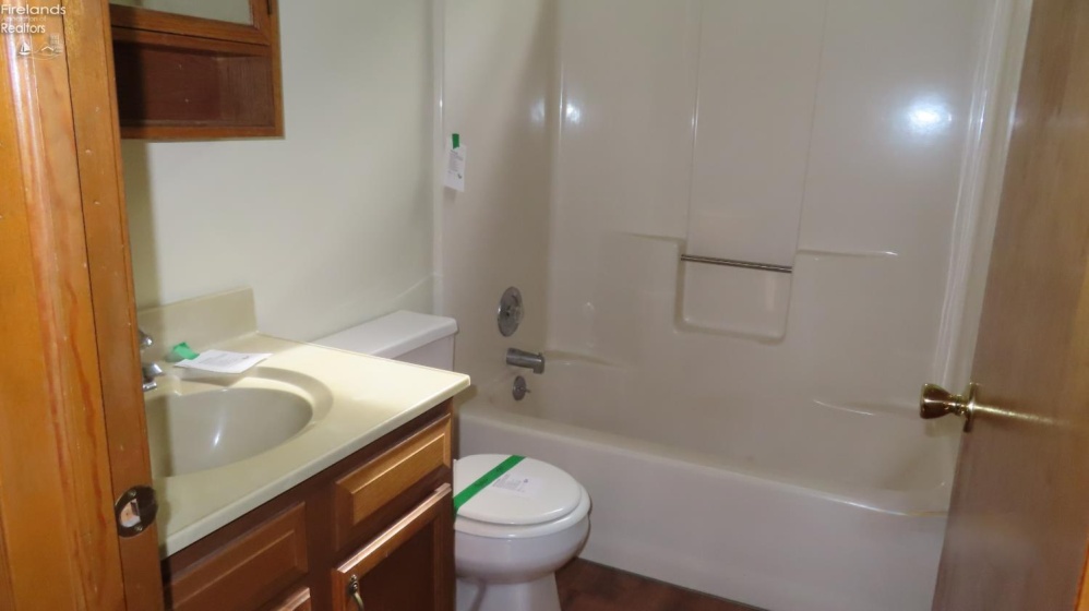 695 Morris Drive, Vermilion, 44089, 4 Bedrooms Bedrooms, ,2 BathroomsBathrooms,Residential,For Sale,Morris,20262028