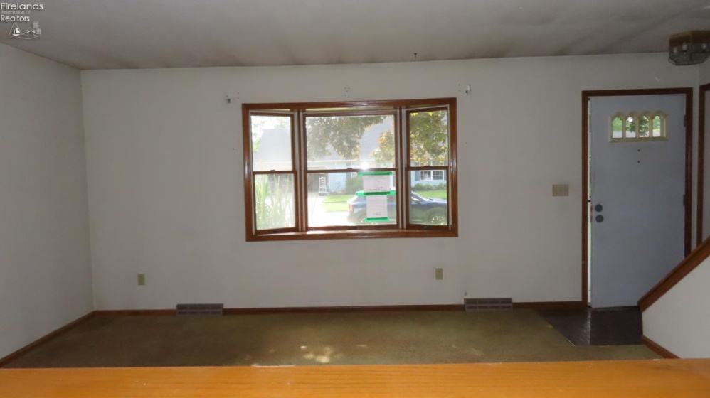 695 Morris Drive, Vermilion, 44089, 4 Bedrooms Bedrooms, ,2 BathroomsBathrooms,Residential,For Sale,Morris,20262028