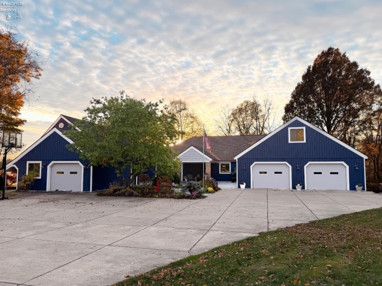 500 State Route 61, Norwalk, 44857, 3 Bedrooms Bedrooms, ,4 BathroomsBathrooms,Residential,For Sale,State Route 61,20262071