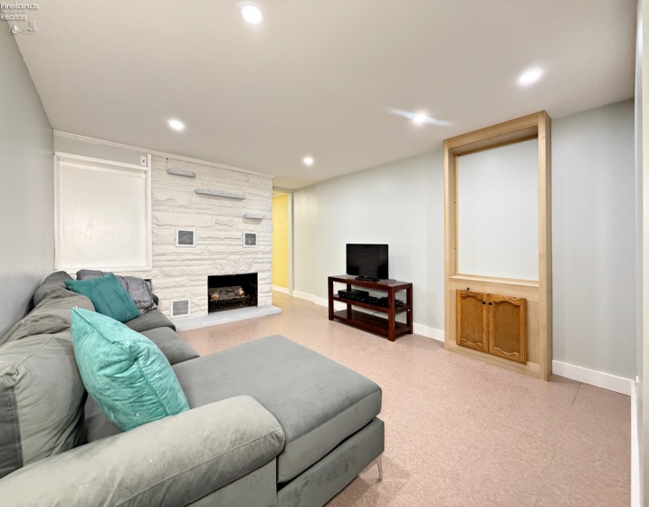 25 Linwood Road, Tiffin, 44883, 3 Bedrooms Bedrooms, ,2 BathroomsBathrooms,Residential,For Sale,Linwood,20262006